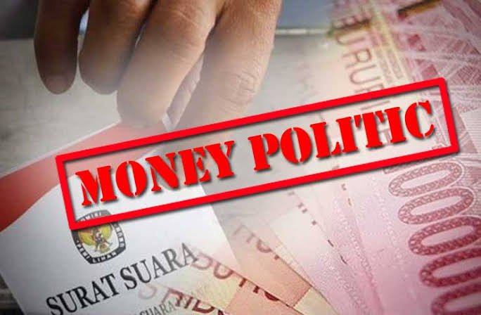 Politik uang