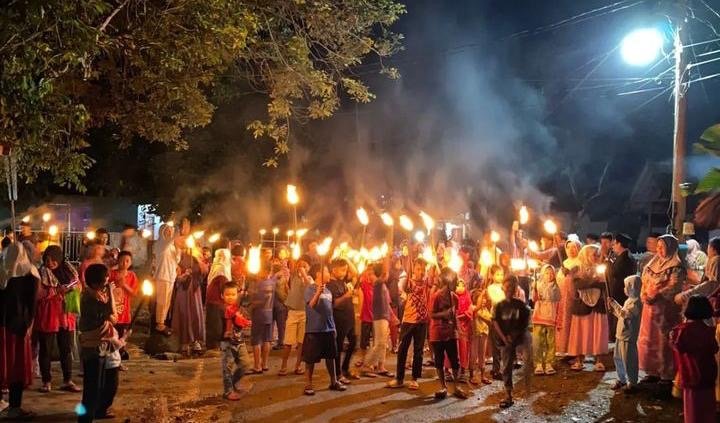 Pawai obor