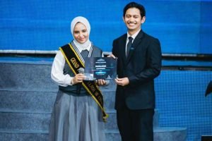 Foto : Shakira Juara Clash of Champions